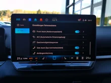 VW T-Roc Life eTSI DSG in Wolf Grey