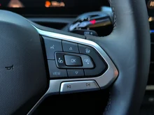VW T-Roc Life eTSI DSG in Wolf Grey