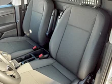 VW Caddy Cargo Maxi TDI 4MOTION in Candyweiß