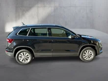 Škoda Karoq Selection TSI in Black-Magic Perleffekt