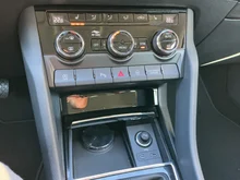 Škoda Karoq Selection TSI in Black-Magic Perleffekt