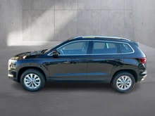 Škoda Karoq Selection TSI in Black-Magic Perleffekt