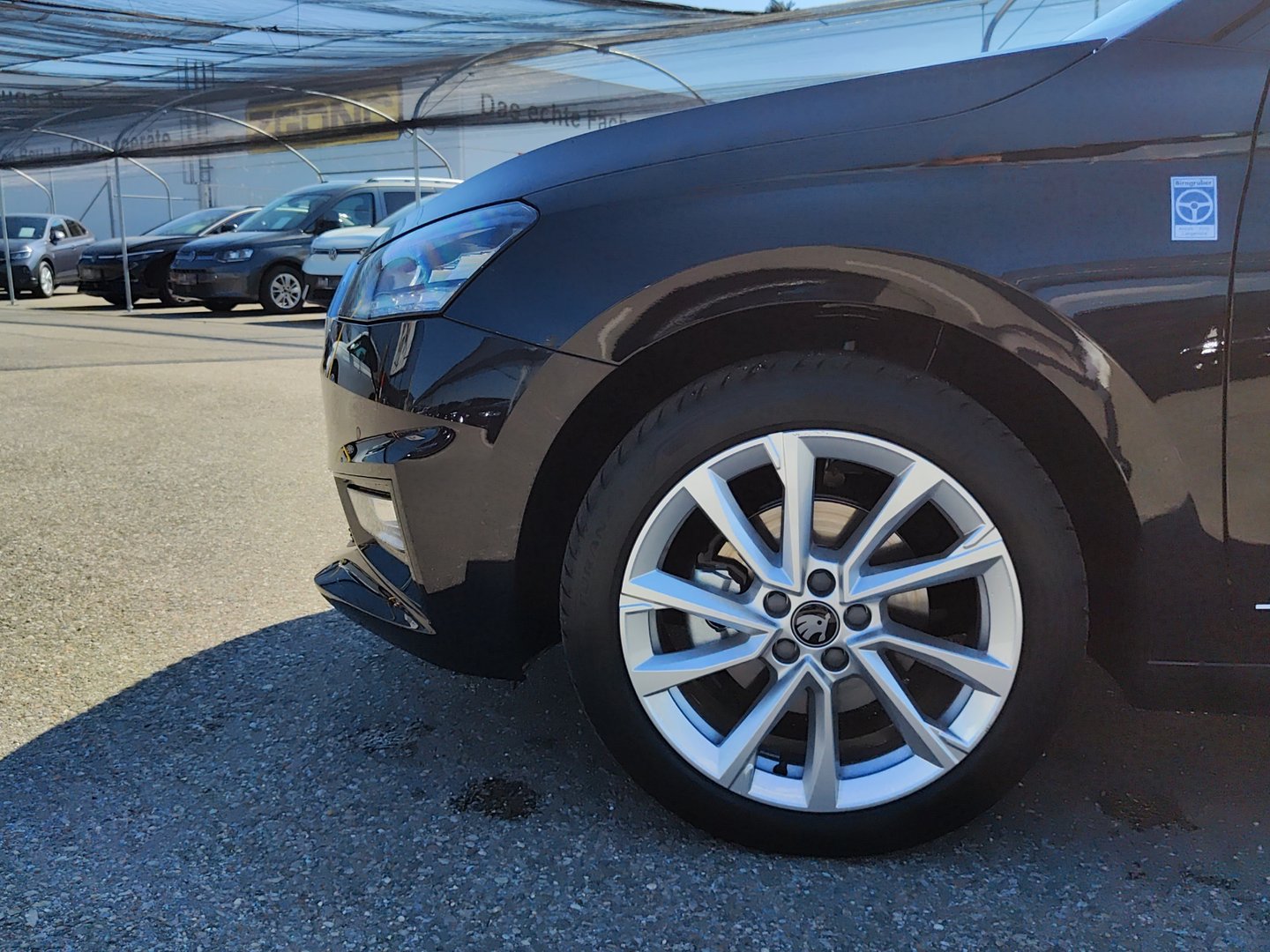 Fahrzeug Vorschaubild