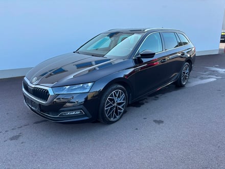 Škoda OCTAVIA Combi 4x4 Style TDI DSG
