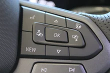 VW Tiguan Sport eHybrid DSG 150 kW in Grenadillschwarz Metallic