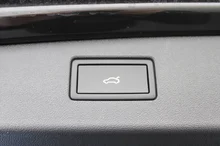 VW Tiguan Sport eHybrid DSG 150 kW in Grenadillschwarz Metallic
