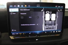 VW Tiguan Sport eHybrid DSG 150 kW in Grenadillschwarz Metallic