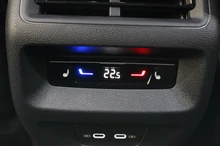 VW Tiguan Sport eHybrid DSG 150 kW in Grenadillschwarz Metallic