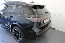 VW Tiguan Sport eHybrid DSG 150 kW in Grenadillschwarz Metallic