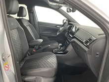 VW T-Cross Sport TSI DSG in Reflexsilber Metallic