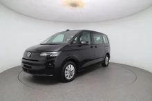 VW Multivan eHybrid 180 kW 4MOTION in Deepblack Perleffekt