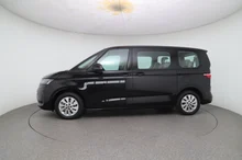 VW Multivan eHybrid 180 kW 4MOTION in Deepblack Perleffekt