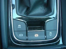 Škoda Karoq Selection TSI in Graphit-Grau Metallic