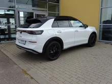 VW T-Roc Style eTSI DSG in Pure White Dach Black Uni