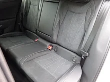 VW T-Roc Style eTSI DSG in Pure White Dach Black Uni