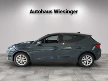 SEAT Leon Style Edition 1.5 TSI 115 PS in Fjord-Blau