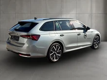Škoda Octavia Combi Sportline TDI DSG in Smokey Diamond-Silber Metallic
