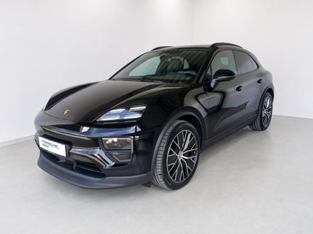 Porsche Macan 4