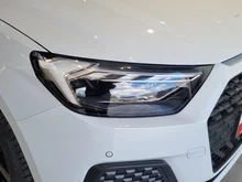 Thumbnail-Foto von Fahrzeug
