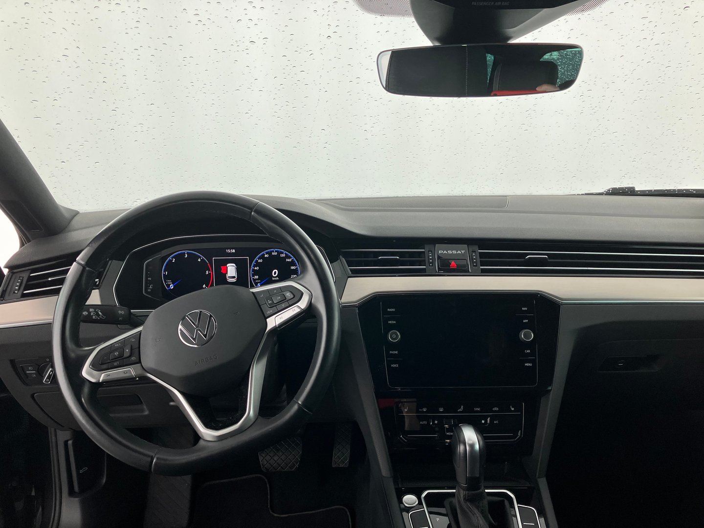 VW Passat Variant Elegance TDI DSG | Bild 6 von 15