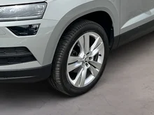Škoda Karoq Style SC TSI in Stahl-Grau