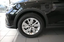SEAT Arona Reference Edition 1.0 TSI in Nacht-Schwarz Metallic
