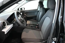 SEAT Arona Reference Edition 1.0 TSI in Nacht-Schwarz Metallic