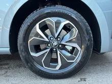 Škoda Scala Selection TSI DSG in Smokey Diamond-Silber Metallic