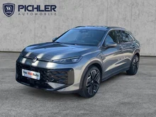 VW T-Roc R-Line eTSI DSG in Wolf Grey