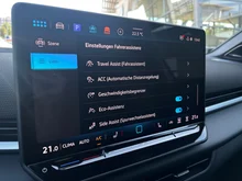 VW T-Roc R-Line eTSI DSG in Wolf Grey