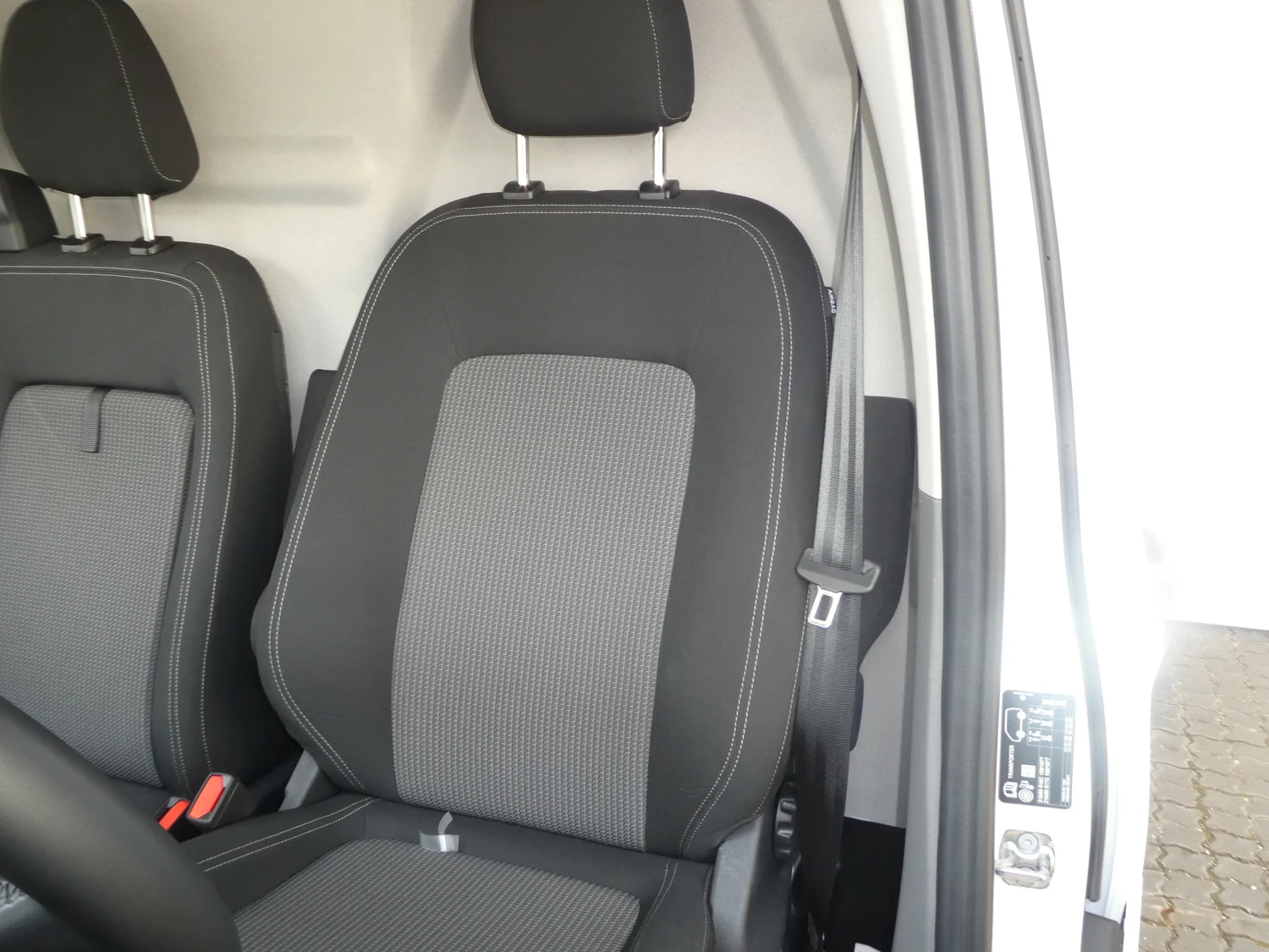 Bild eines VW Transporter Kastenwagen LR TDI