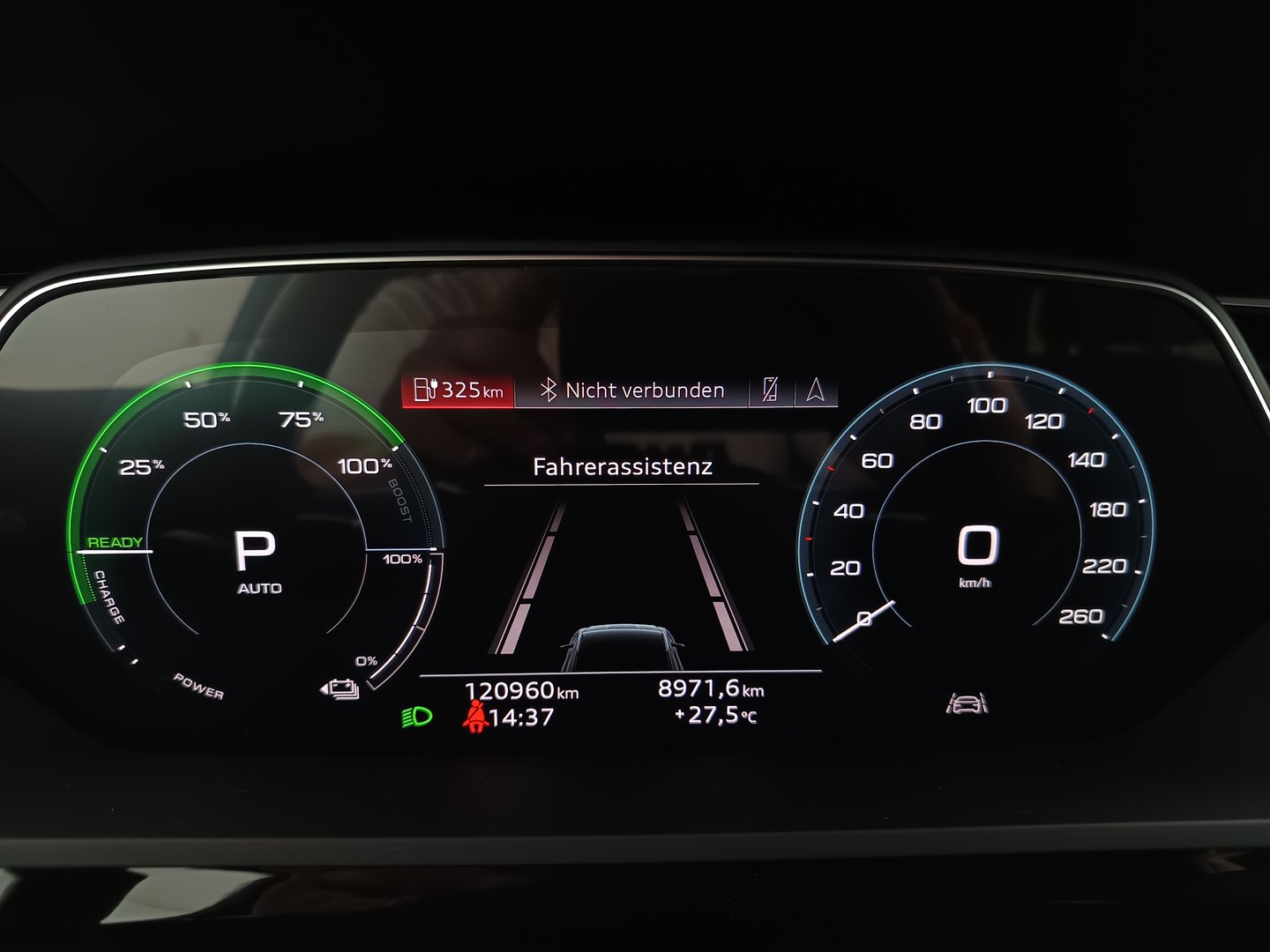 Audi e-tron 55 quattro 300 kW Business | Bild 15 von 32