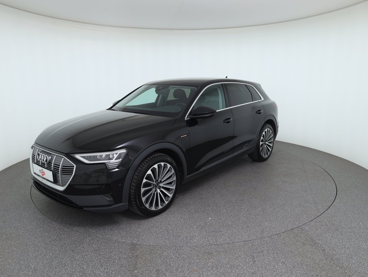 Bild eines Audi e-tron 55 quattro 300 kW Business