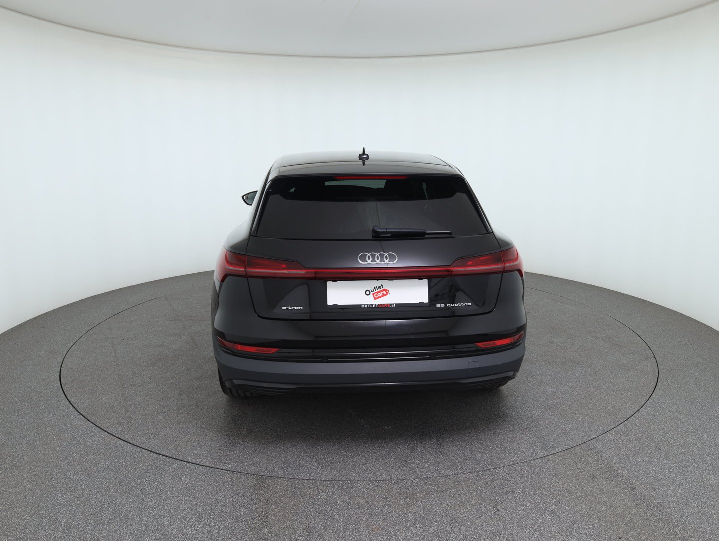 Audi e-tron 55 quattro 300 kW Business | Bild 6 von 32