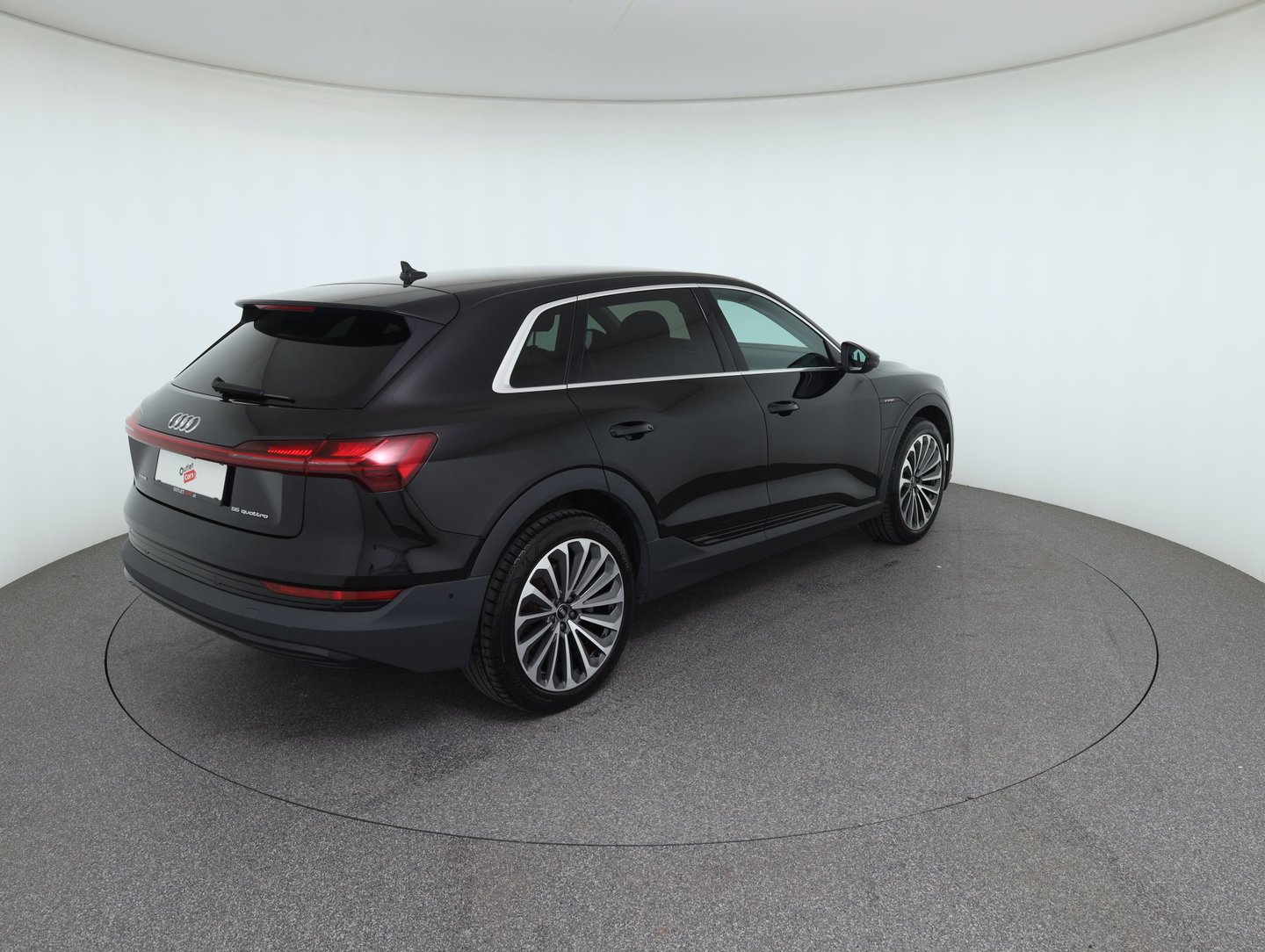 Audi e-tron 55 quattro 300 kW Business | Bild 5 von 32