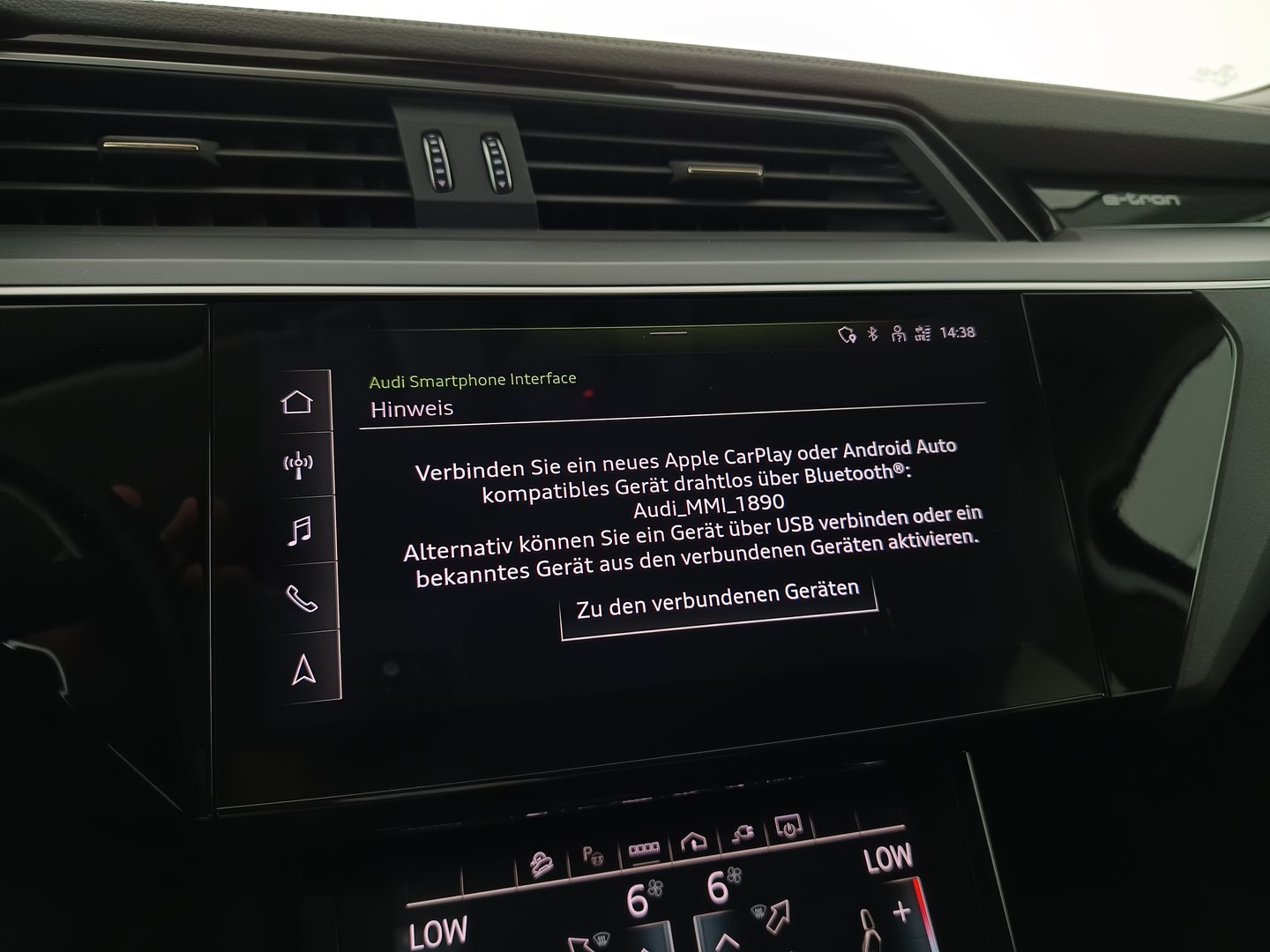 Audi e-tron 55 quattro 300 kW Business | Bild 24 von 32