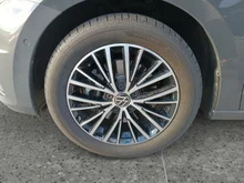 VW Touran Friends TSI DSG in mittelgrau - normal