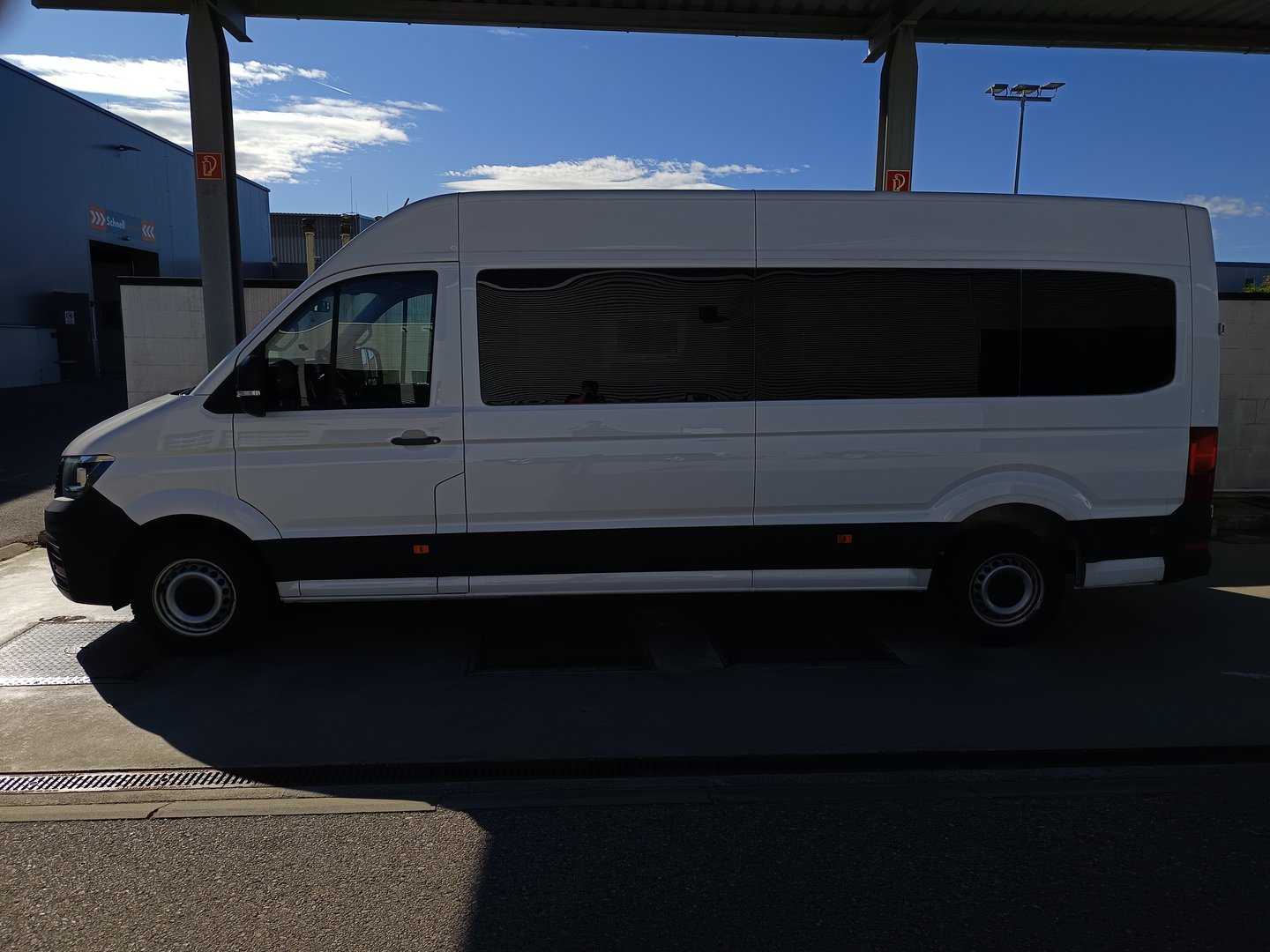 VW Crafter 35 Kastenwagen L4H3 TDI | Bild 3 von 24