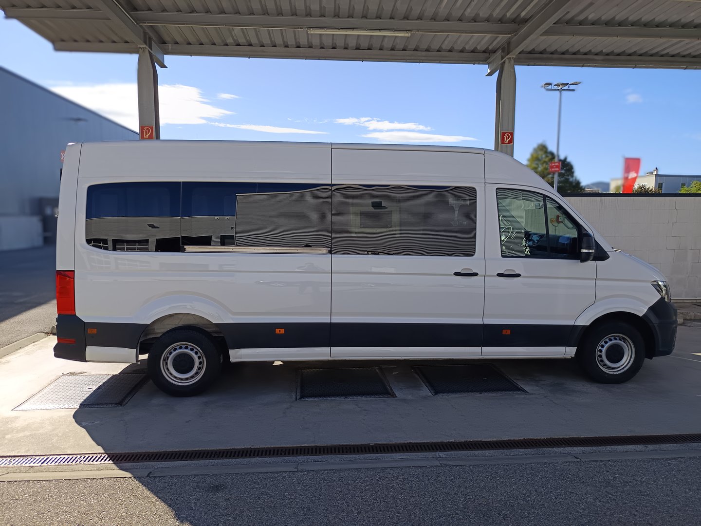 VW Crafter 35 Kastenwagen L4H3 TDI | Bild 7 von 24
