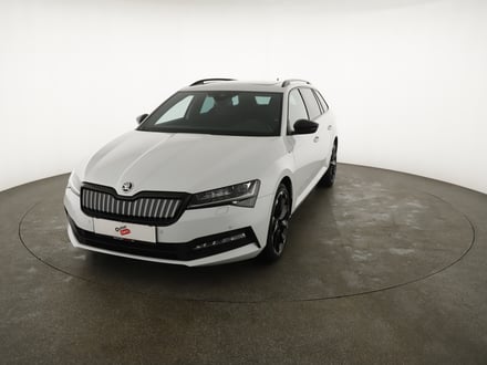 Škoda SUPERB Combi iV SPORTLINE DSG