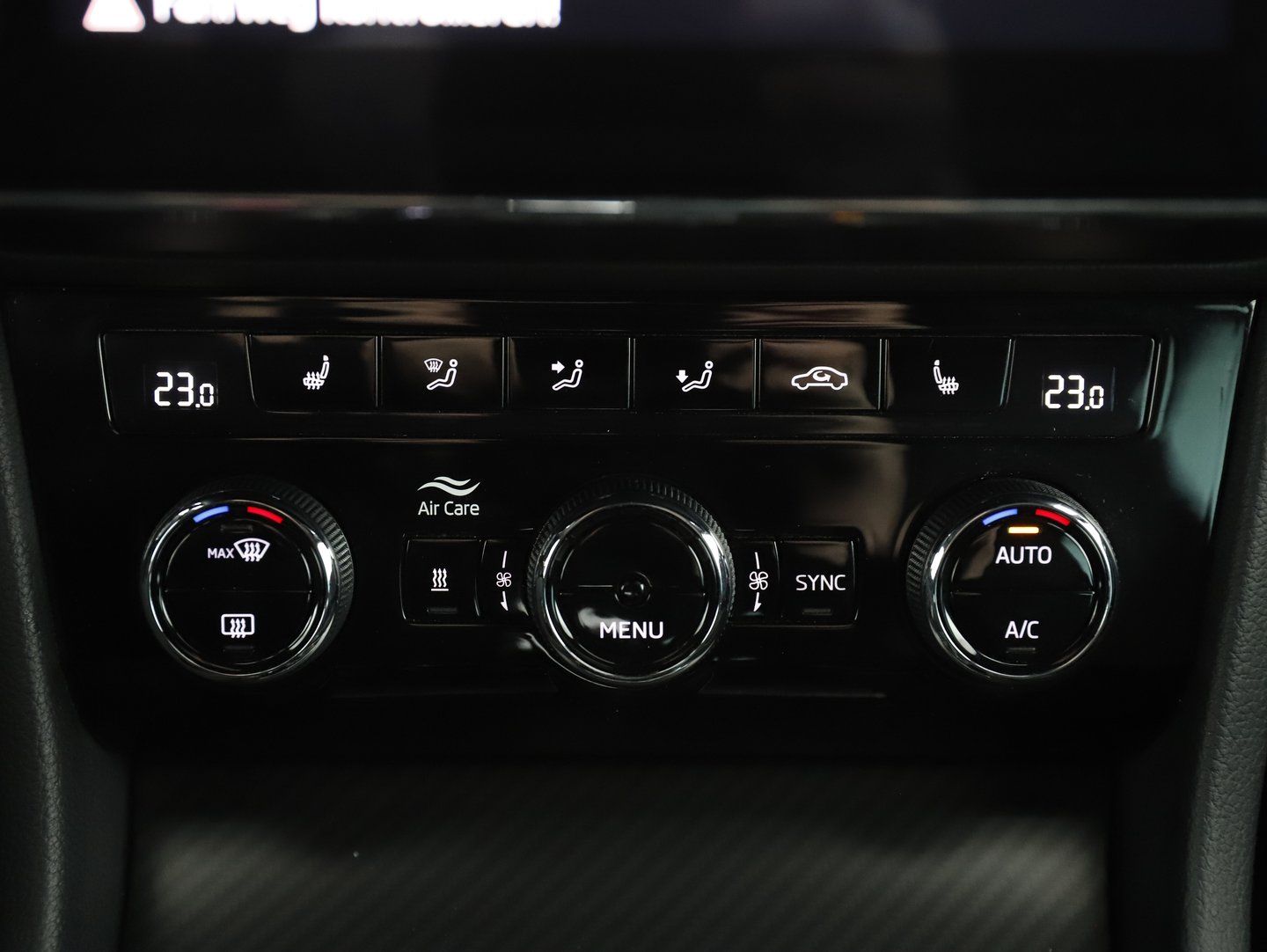 Škoda SUPERB Combi iV SPORTLINE DSG | Bild 17 von 22