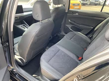VW Golf Variant Life mHeV DSG in Grenadillschwarz Metallic