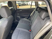 VW Golf Variant Life mHeV DSG in Grenadillschwarz Metallic