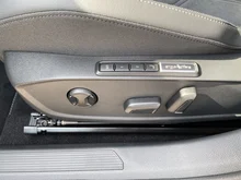 VW Golf Variant Life mHeV DSG in Grenadillschwarz Metallic