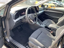 VW Golf Variant Life mHeV DSG in Grenadillschwarz Metallic
