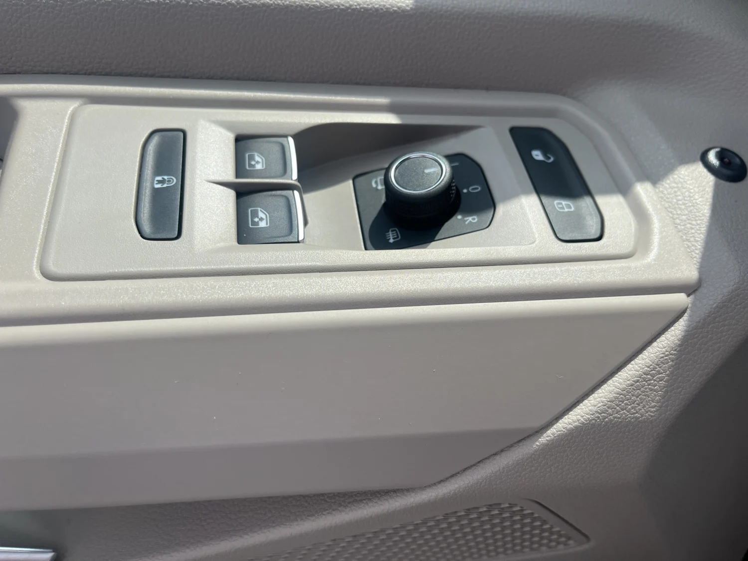 Bild eines VW Multivan Edition eHybrid 180 kW 4MOTION