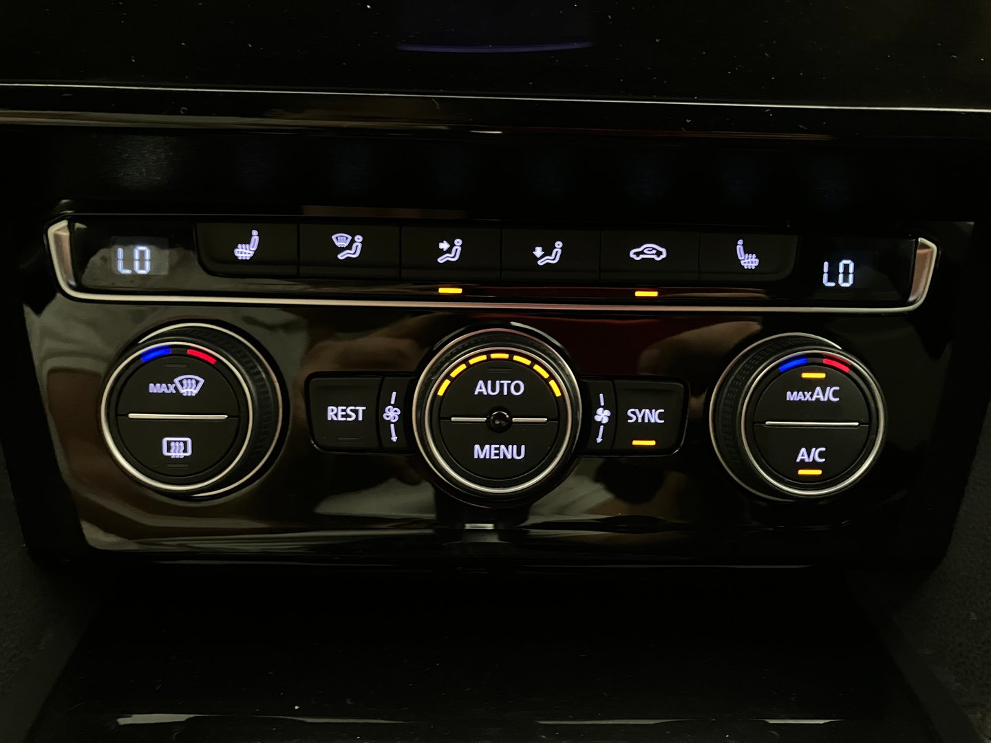 VW Arteon R-Line TSI ACT OPF DSG | Bild 27 von 33