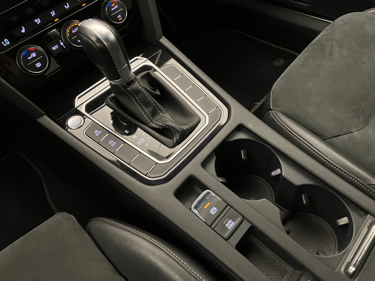 VW Arteon R-Line TSI ACT OPF DSG | Bild 28 von 33