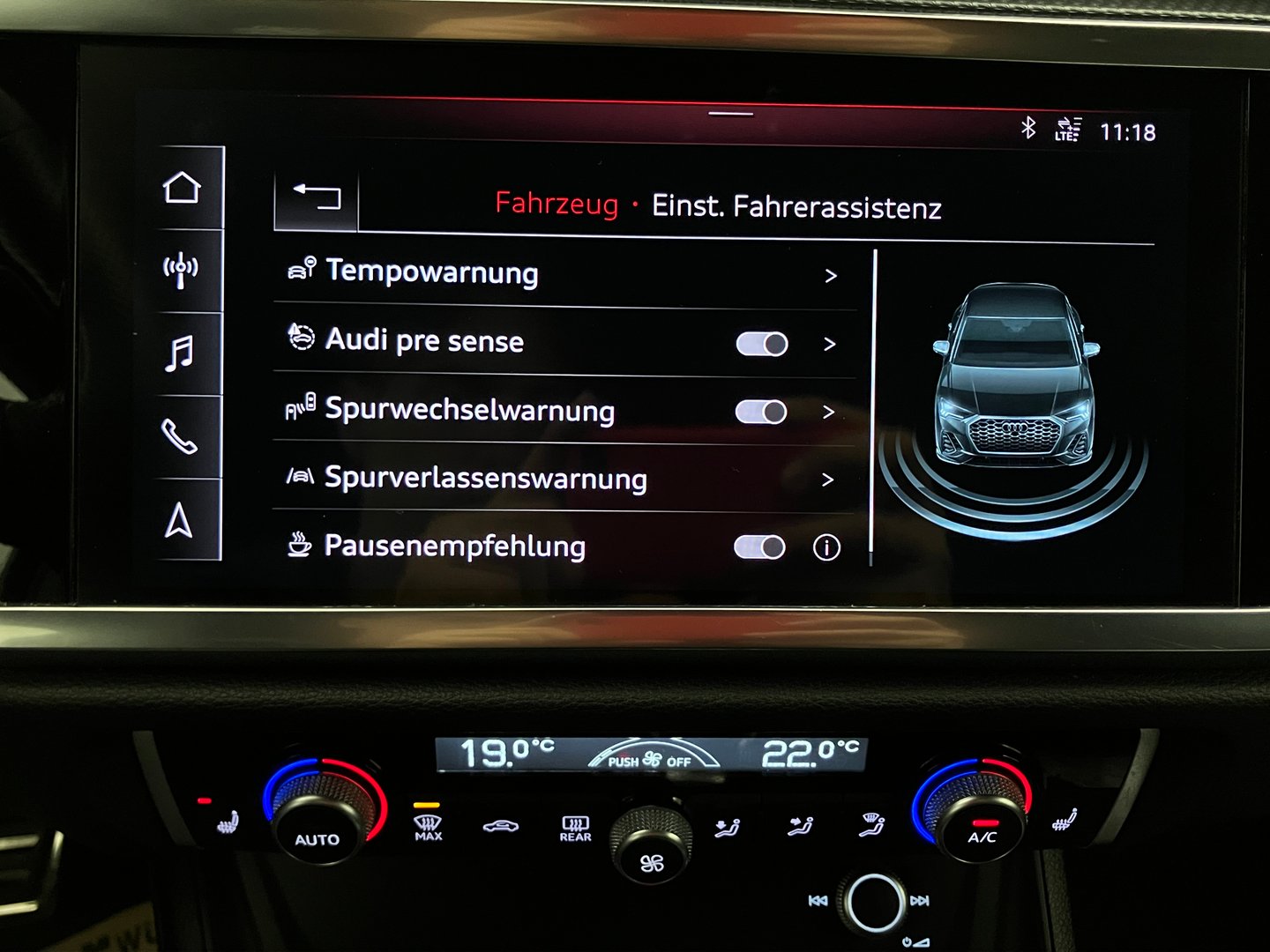 Audi Q3 Sportback 35 TFSI S line | Bild 22 von 29