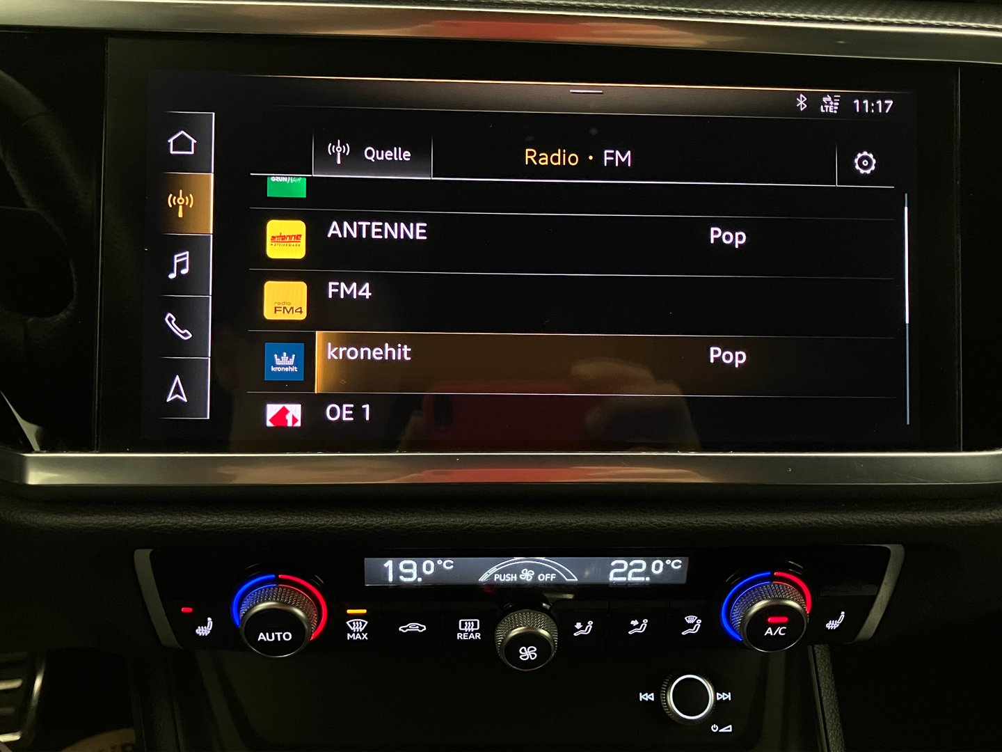 Audi Q3 Sportback 35 TFSI S line | Bild 19 von 29